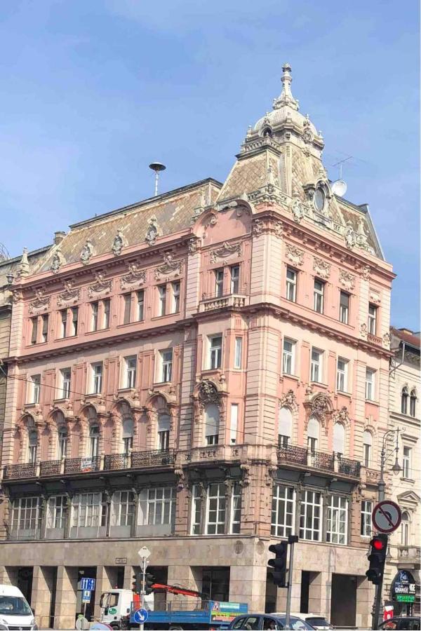 Bpr Sophisticated Astoria Suite With Balcony Budapeste Exterior foto