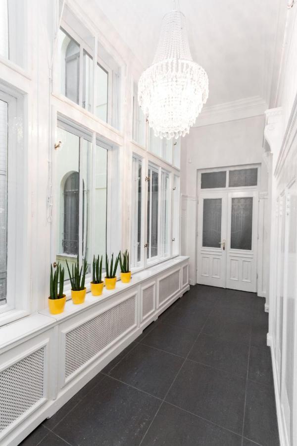 Bpr Sophisticated Astoria Suite With Balcony Budapeste Exterior foto